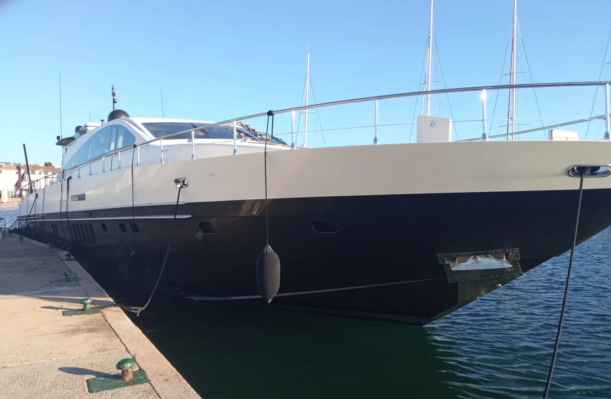 Croisière de Luxe à Bord d'un Leopard 27