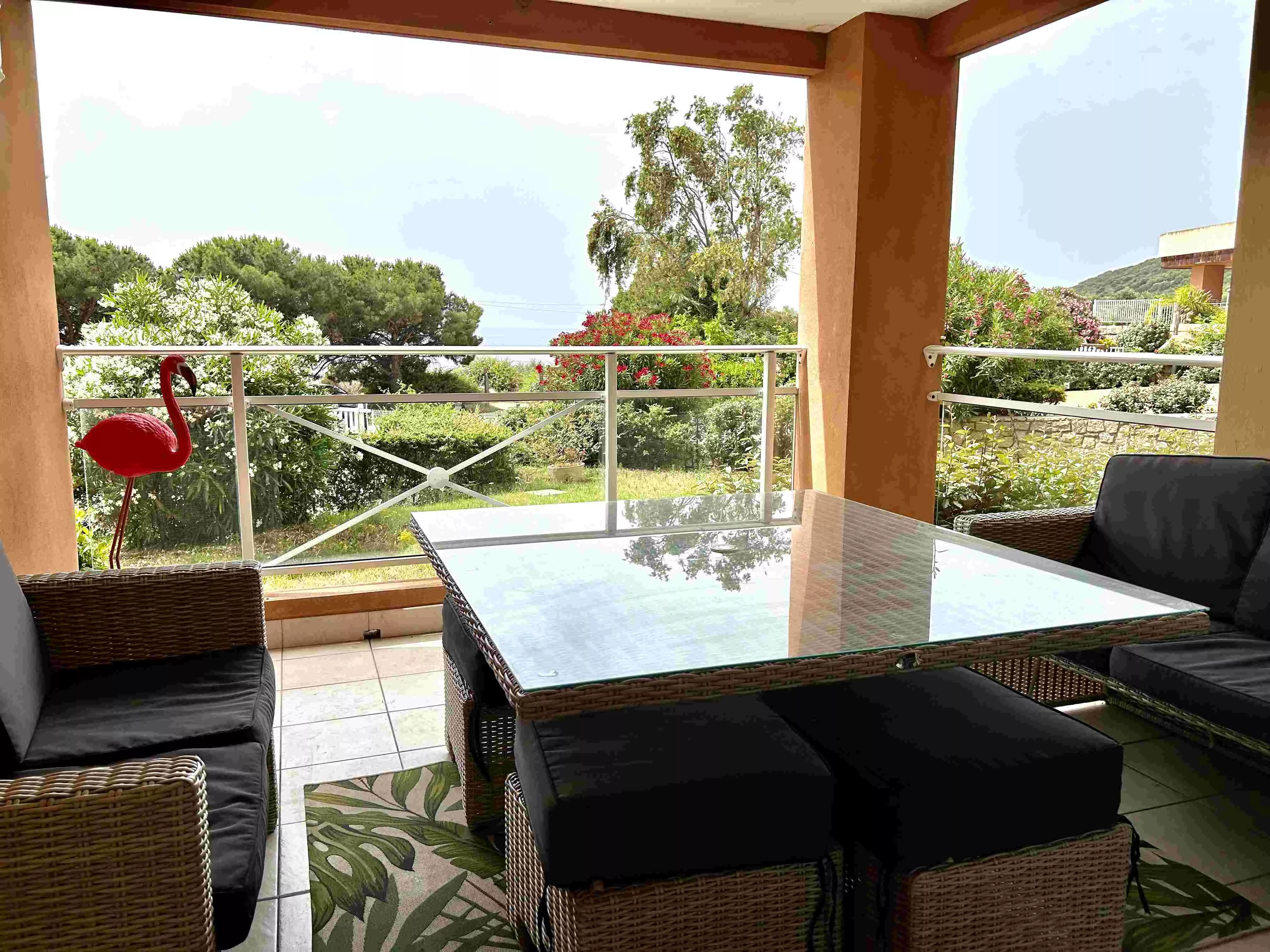 Appartement 4 personnes aux pieds de la plage vue mer